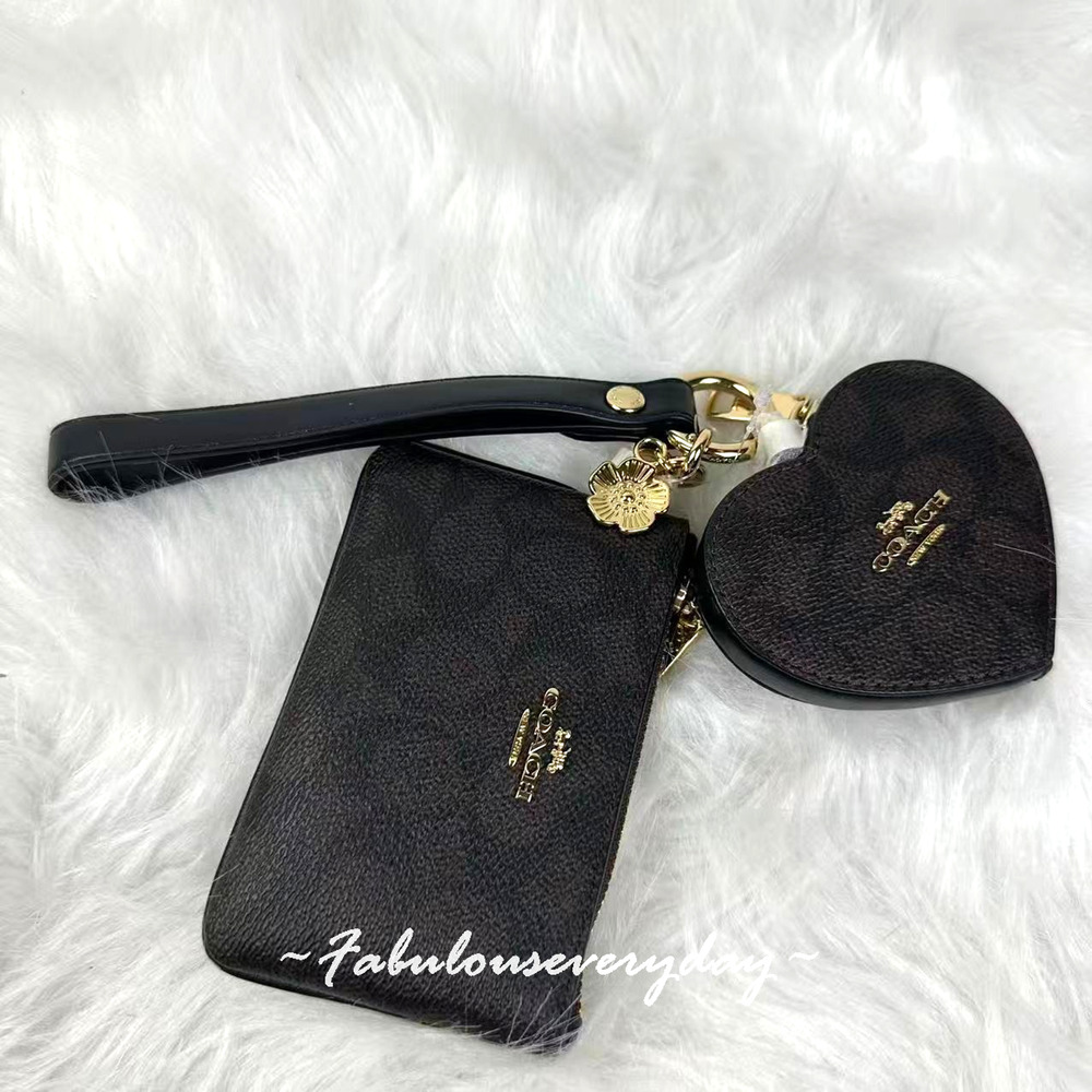 Coach Wristlet And Heart Pouch Signature Canvas Charm Walnut/Black CEO28 NWT